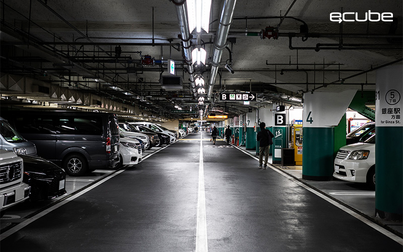 off peak hours night parking in Singapore