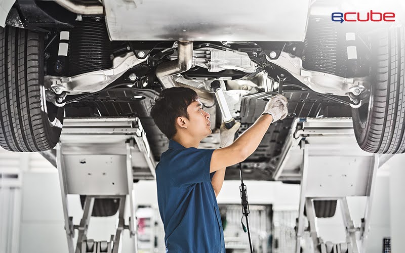 mechanic doing maintenance